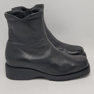 Nexday Womens Black Leather Boot Side Zip Insulated Ankle Bootie Size 8.5W